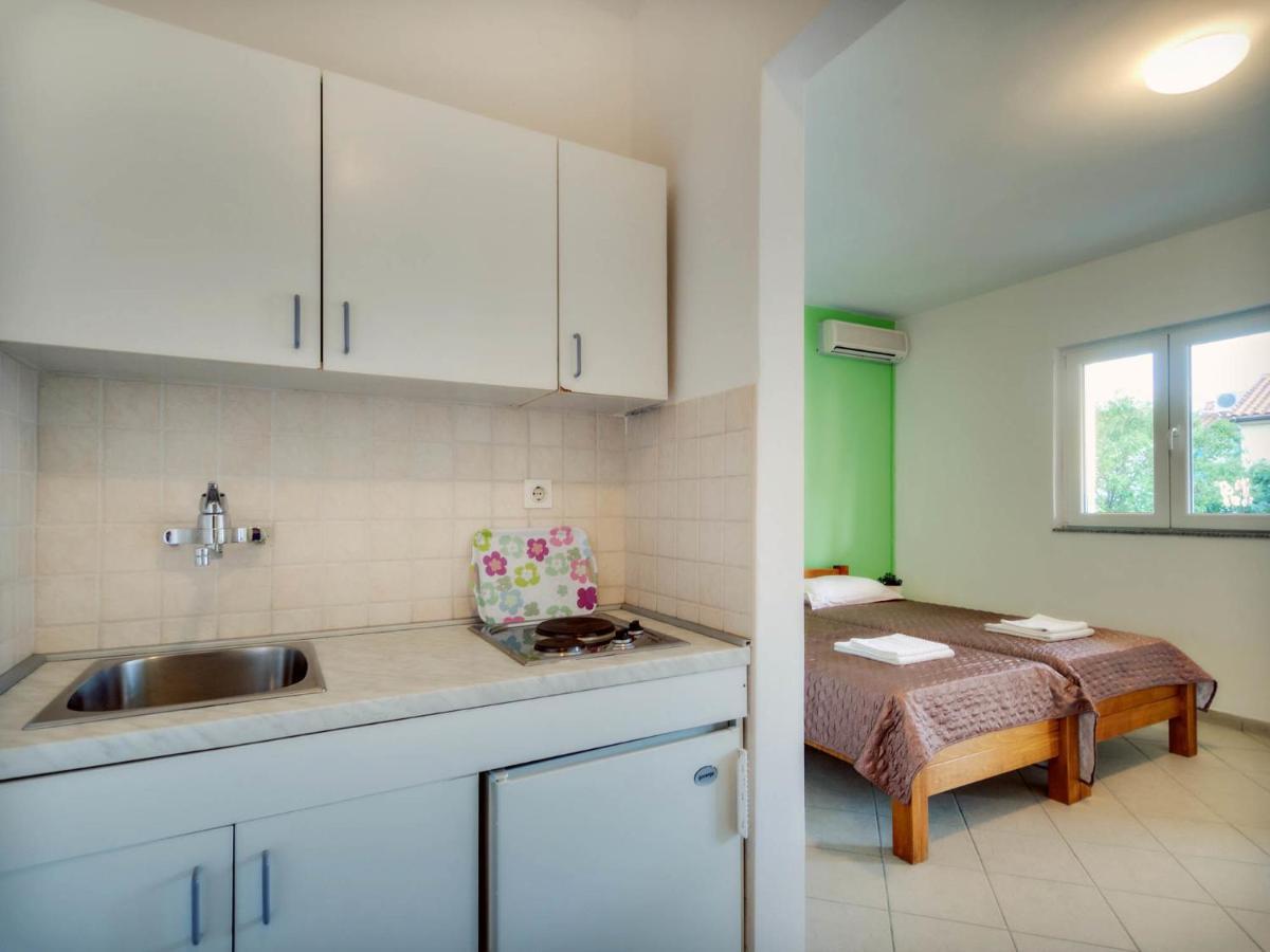 Apartments Zizic Vodice Pokoj fotografie