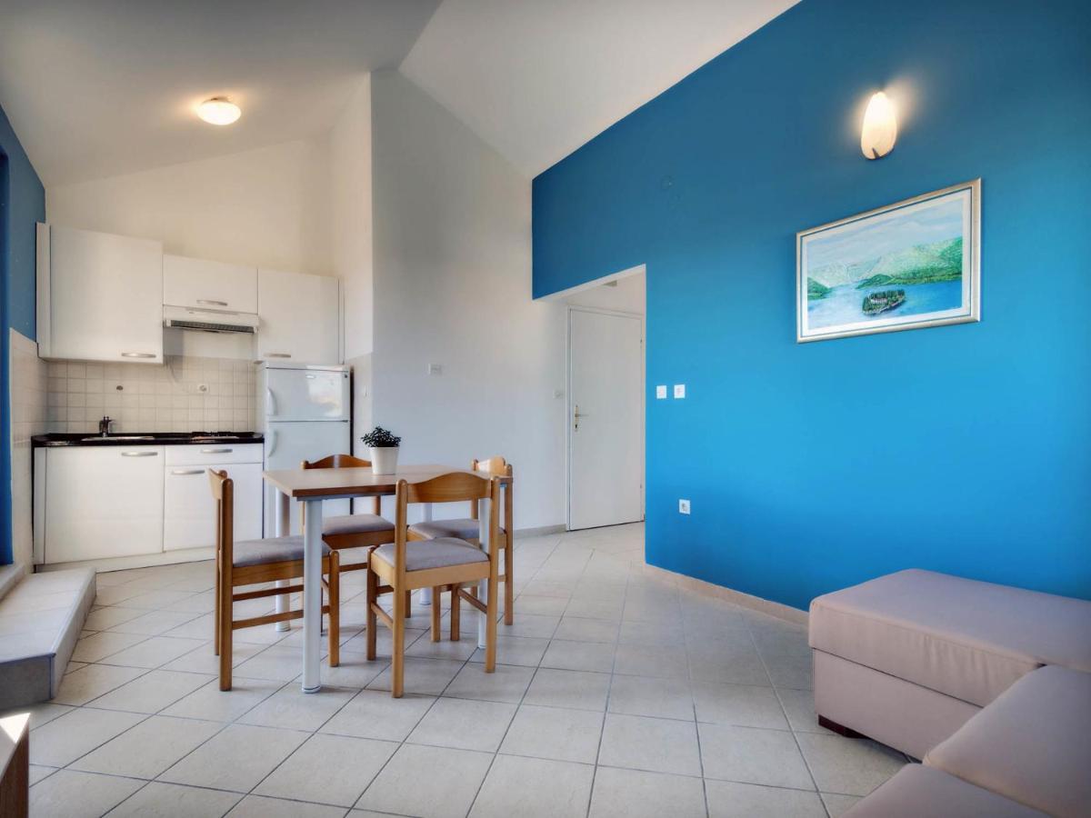 Apartments Zizic Vodice Pokoj fotografie