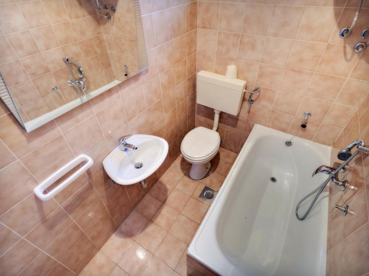 Apartments Zizic Vodice Pokoj fotografie