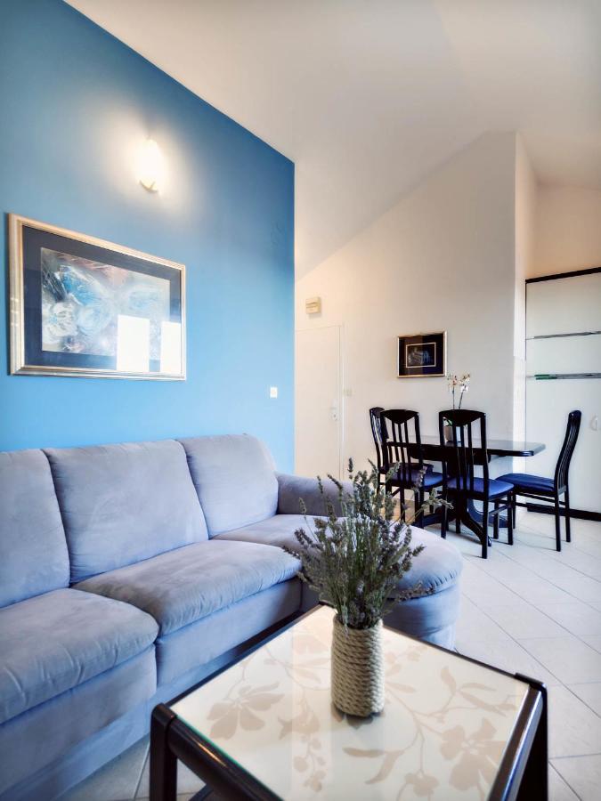 Apartments Zizic Vodice Pokoj fotografie